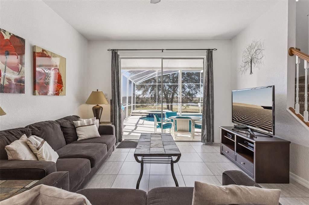 For Sale: $449,999 (5 beds, 3 baths, 2381 Square Feet)