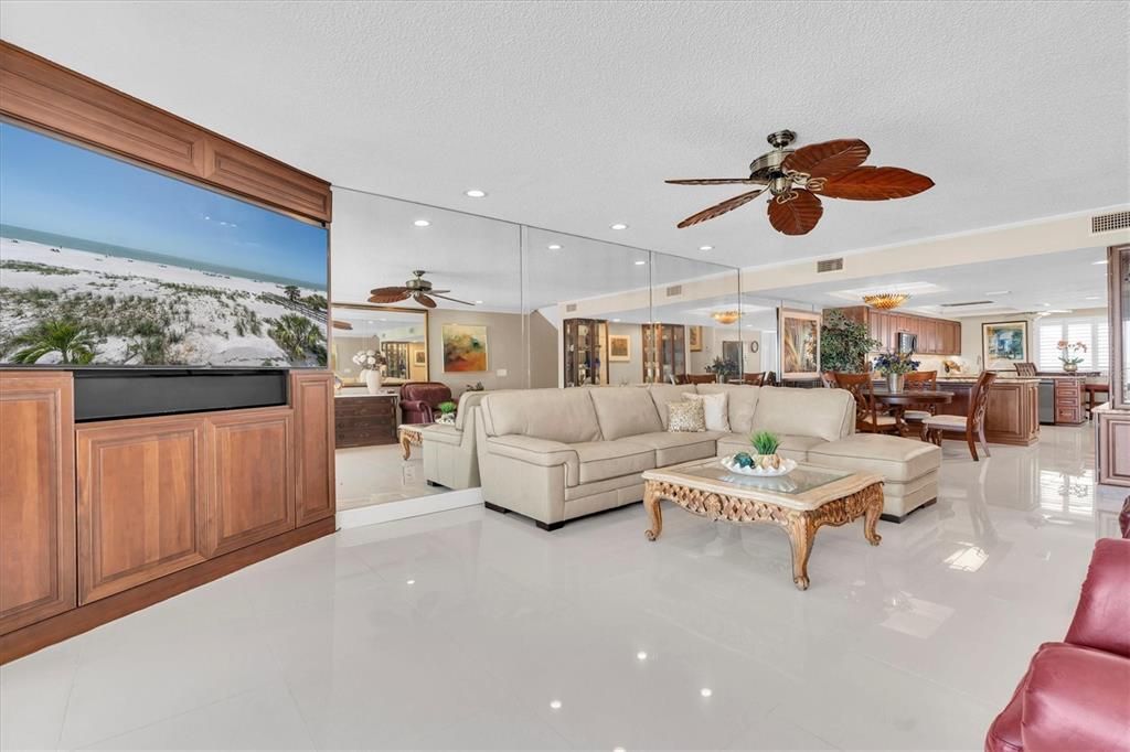 En Venta: $1,215,000 (2 camas, 2 baños, 1510 Pies cuadrados)