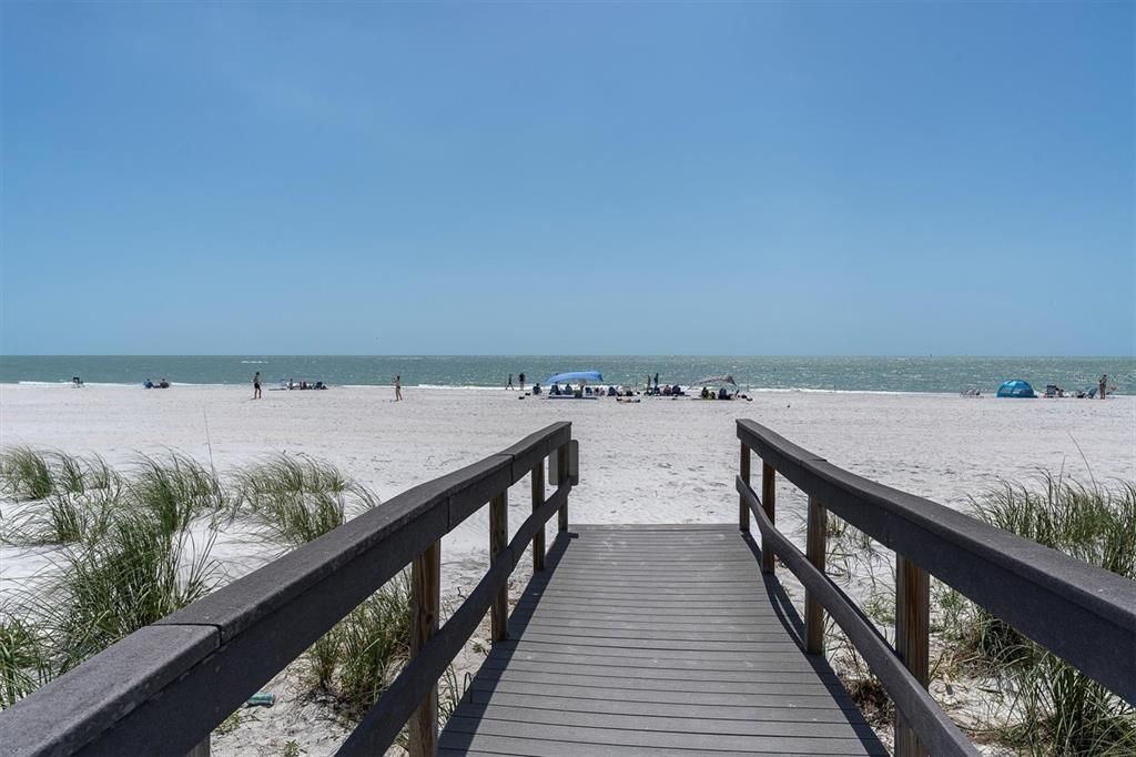 En Venta: $1,215,000 (2 camas, 2 baños, 1510 Pies cuadrados)