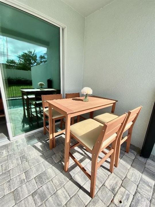 待售: $475,000 (4 贝兹, 4 浴室, 2112 平方英尺)