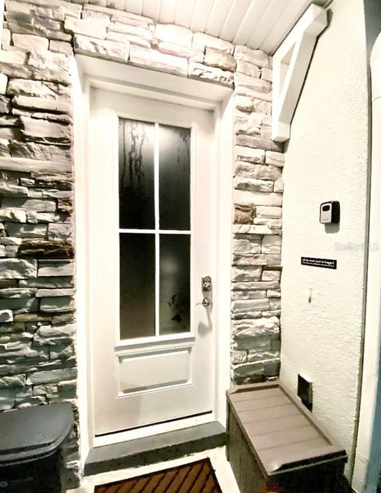 待售: $475,000 (4 贝兹, 4 浴室, 2112 平方英尺)