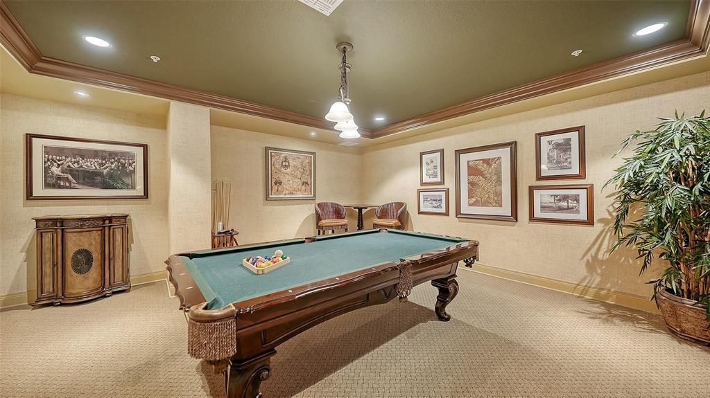 For Rent: $3,000 (3 beds, 2 baths, 1352 Square Feet)