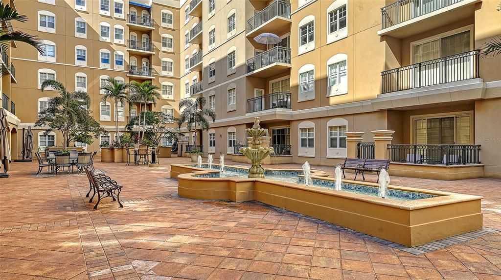 For Rent: $3,000 (3 beds, 2 baths, 1352 Square Feet)