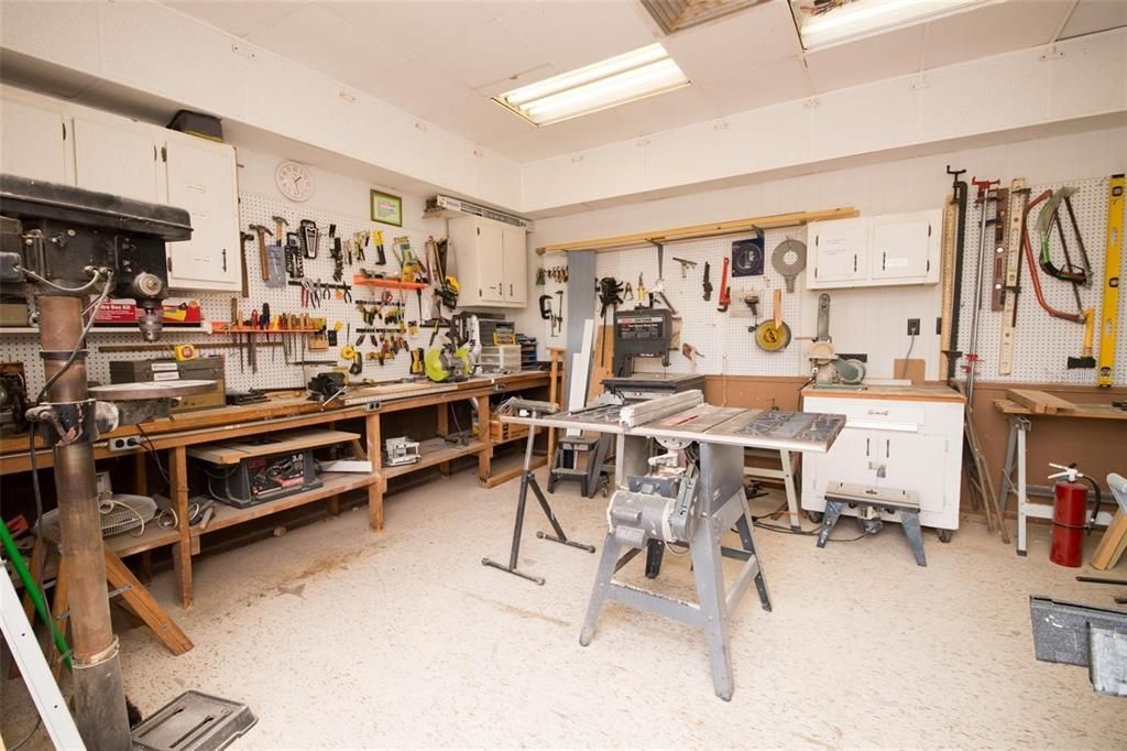 待售: $550,000 (2 贝兹, 2 浴室, 1296 平方英尺)