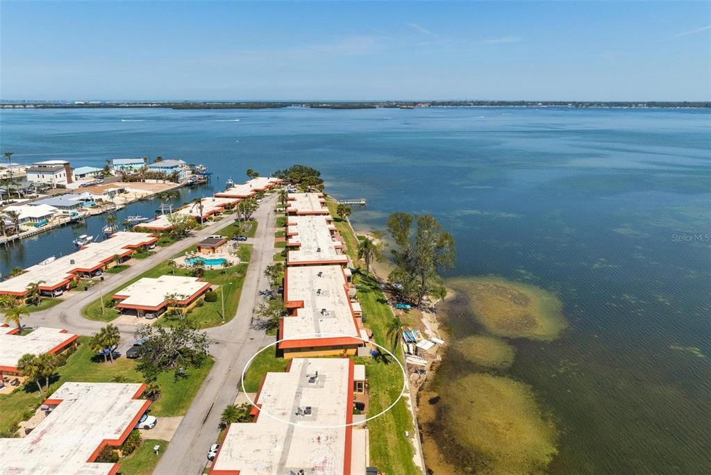 待售: $550,000 (2 贝兹, 2 浴室, 1296 平方英尺)