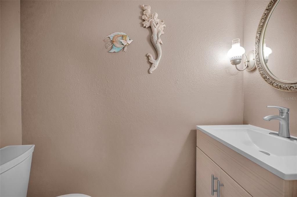 待售: $249,000 (2 贝兹, 2 浴室, 1155 平方英尺)