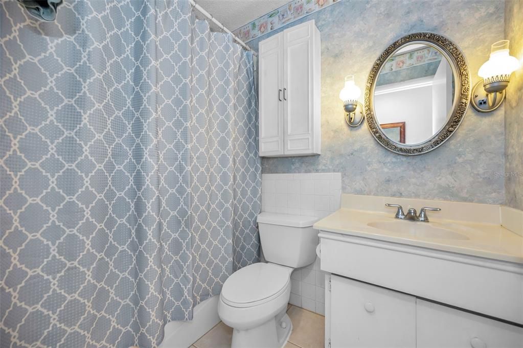 待售: $249,000 (2 贝兹, 2 浴室, 1155 平方英尺)