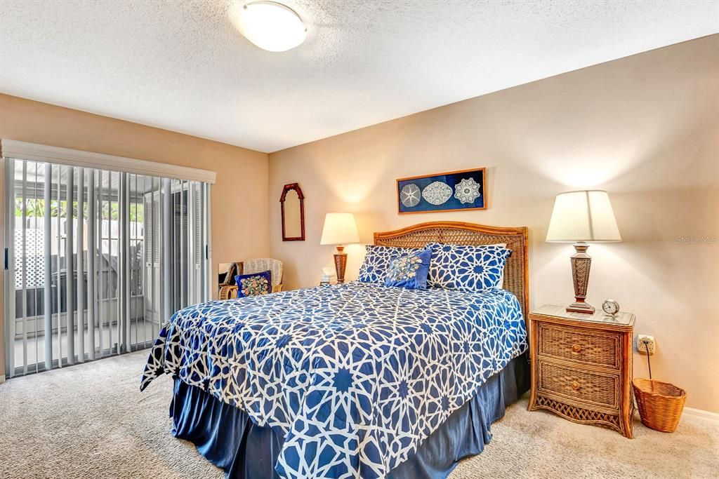 For Sale: $339,900 (3 beds, 2 baths, 1561 Square Feet)