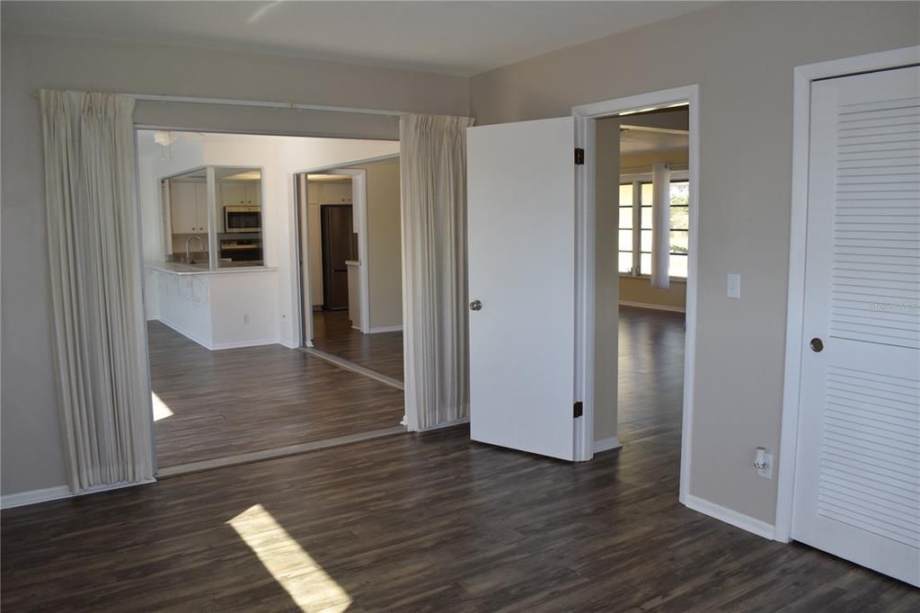 В аренду: $2,150 (3 спален, 2 ванн, 1643 Квадратных фут)