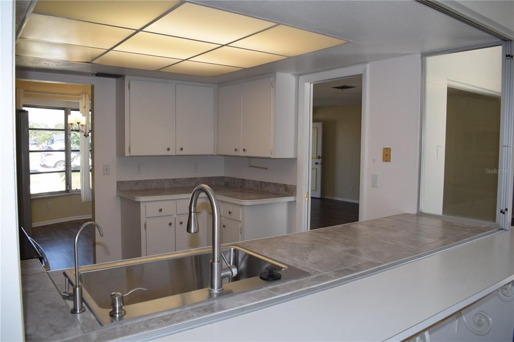 В аренду: $2,150 (3 спален, 2 ванн, 1643 Квадратных фут)