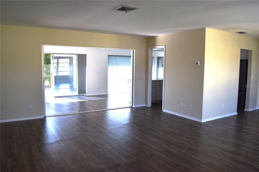 В аренду: $2,150 (3 спален, 2 ванн, 1643 Квадратных фут)