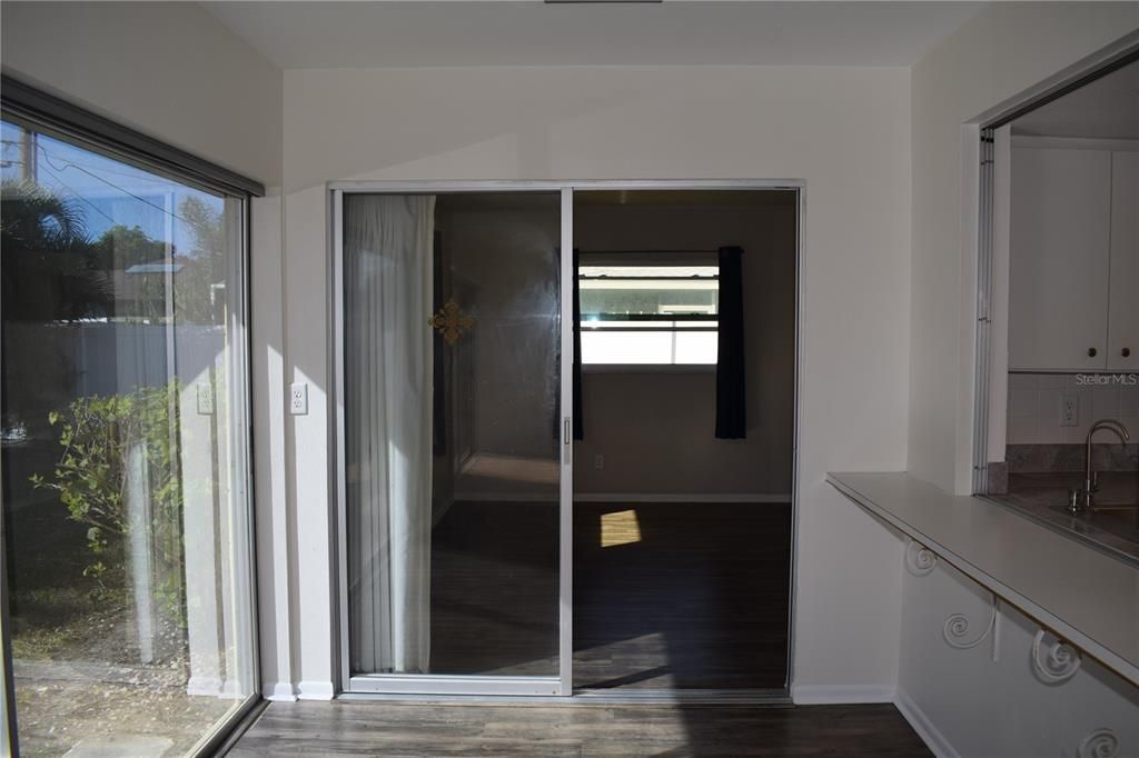 В аренду: $2,150 (3 спален, 2 ванн, 1643 Квадратных фут)