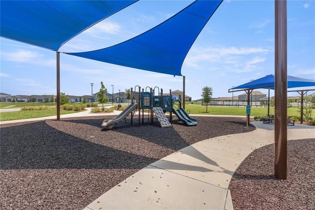 For Rent: $2,450 (4 beds, 2 baths, 2420 Square Feet)