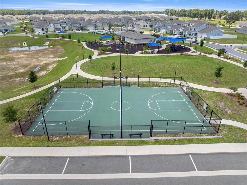 For Rent: $2,450 (4 beds, 2 baths, 2420 Square Feet)