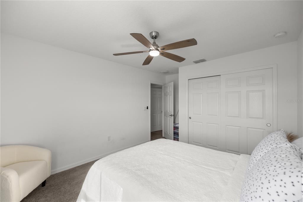 For Rent: $2,450 (4 beds, 2 baths, 2420 Square Feet)