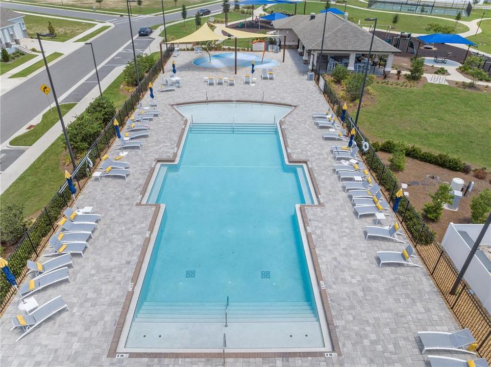 For Rent: $2,450 (4 beds, 2 baths, 2420 Square Feet)