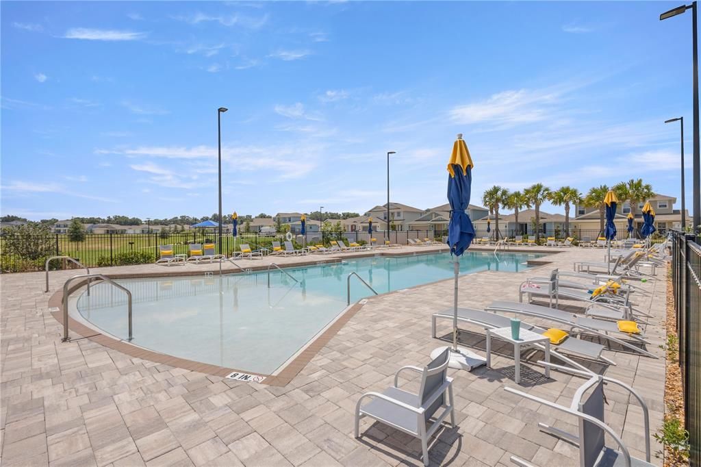 For Rent: $2,450 (4 beds, 2 baths, 2420 Square Feet)