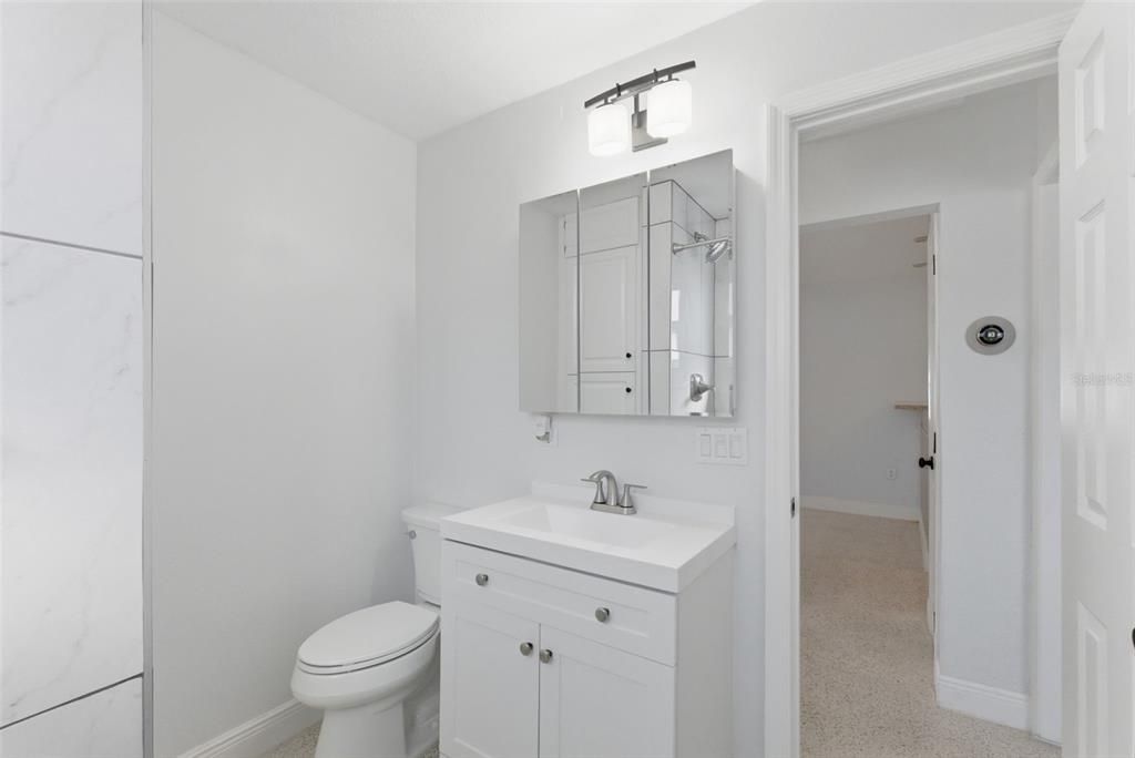 For Sale: $360,000 (3 beds, 1 baths, 1006 Square Feet)