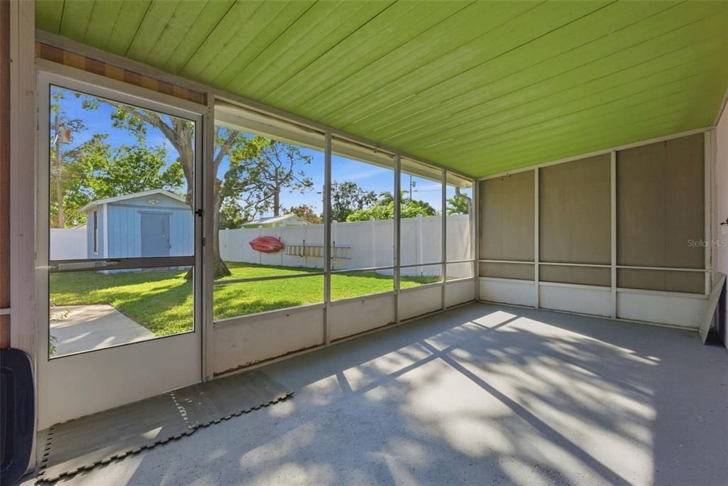 For Sale: $360,000 (3 beds, 1 baths, 1006 Square Feet)