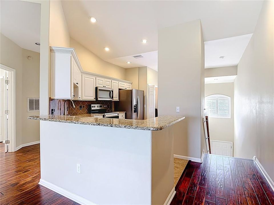 For Sale: $330,000 (3 beds, 2 baths, 1564 Square Feet)