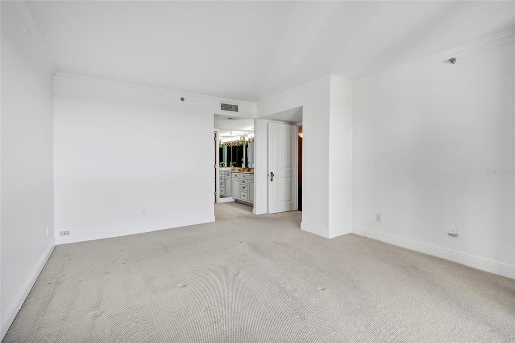 En Venta: $899,000 (2 camas, 2 baños, 1702 Pies cuadrados)