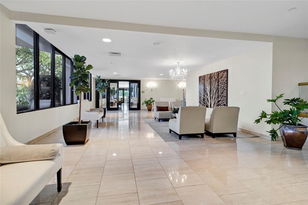 En Venta: $899,000 (2 camas, 2 baños, 1702 Pies cuadrados)