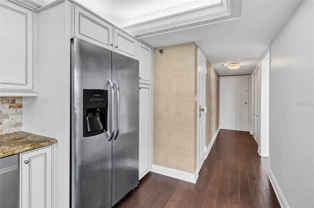 En Venta: $899,000 (2 camas, 2 baños, 1702 Pies cuadrados)