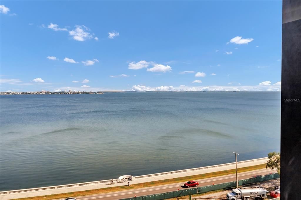 En Venta: $899,000 (2 camas, 2 baños, 1702 Pies cuadrados)