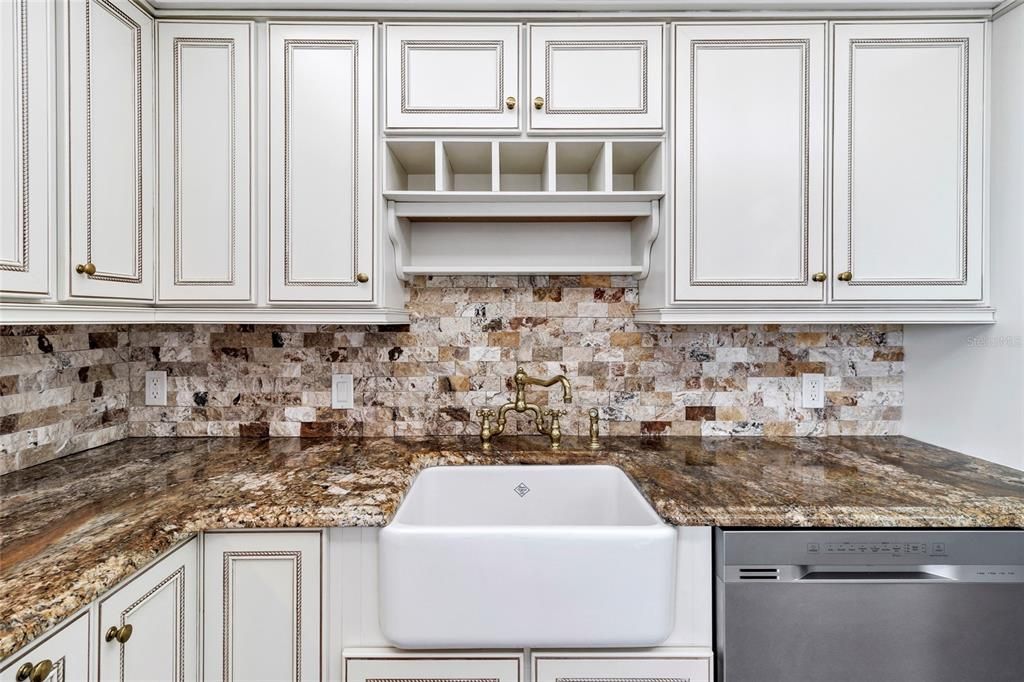 En Venta: $899,000 (2 camas, 2 baños, 1702 Pies cuadrados)