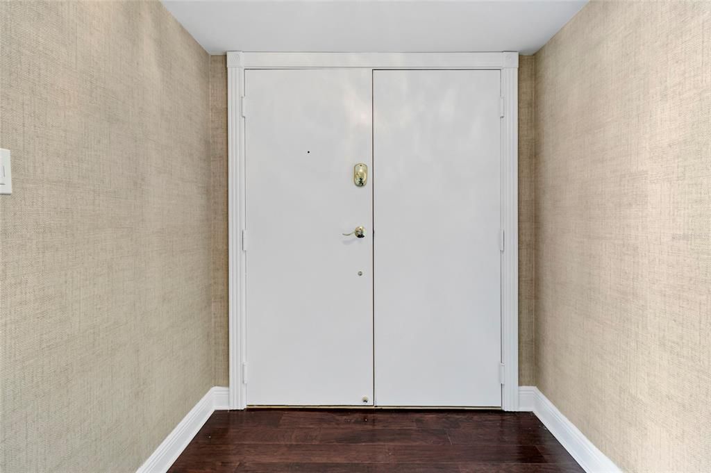 En Venta: $899,000 (2 camas, 2 baños, 1702 Pies cuadrados)