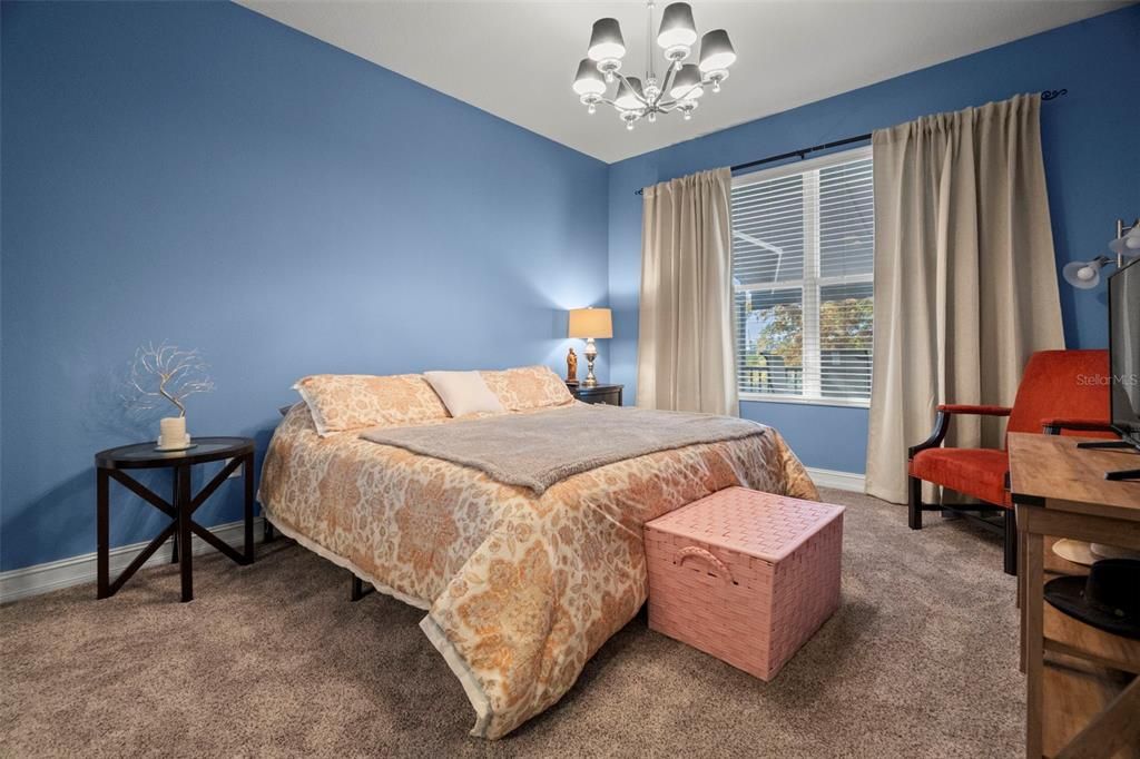 For Sale: $549,000 (3 beds, 3 baths, 2342 Square Feet)