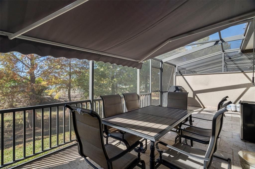 For Sale: $549,000 (3 beds, 3 baths, 2342 Square Feet)