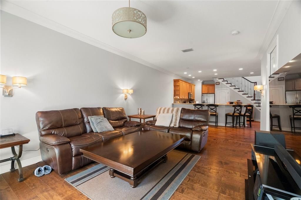 For Sale: $549,000 (3 beds, 3 baths, 2342 Square Feet)