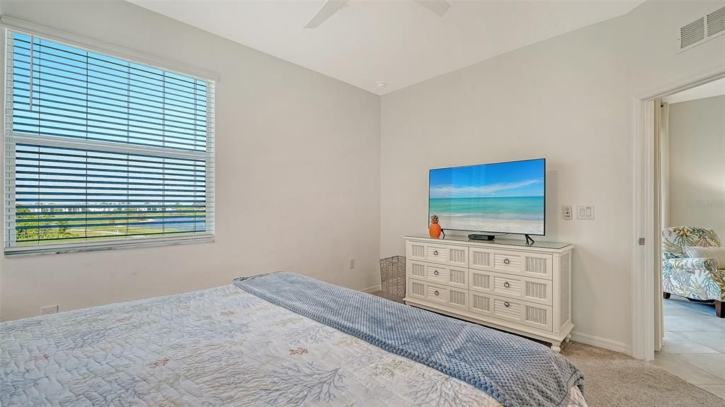 For Rent: $6,000 (2 beds, 2 baths, 1301 Square Feet)