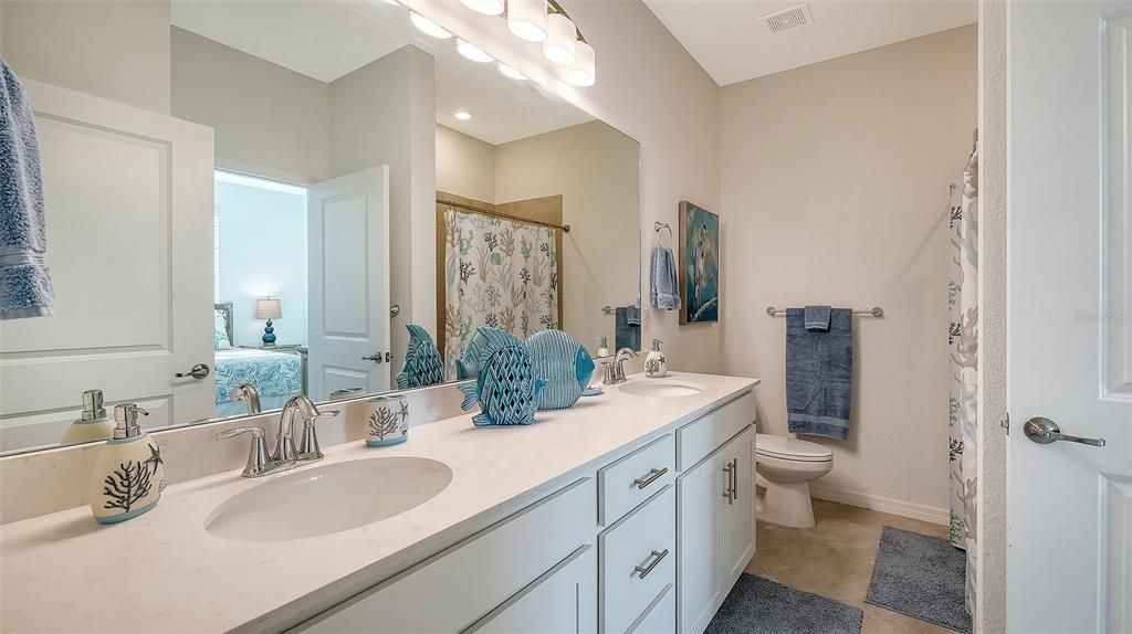 For Rent: $6,000 (2 beds, 2 baths, 1301 Square Feet)