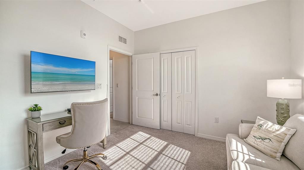 For Rent: $6,000 (2 beds, 2 baths, 1301 Square Feet)