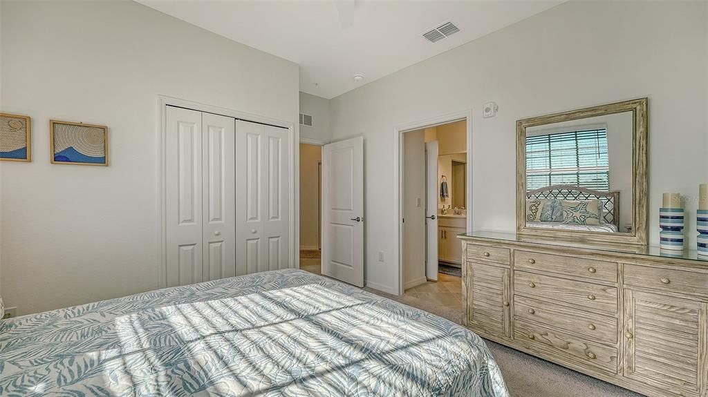 For Rent: $6,000 (2 beds, 2 baths, 1301 Square Feet)