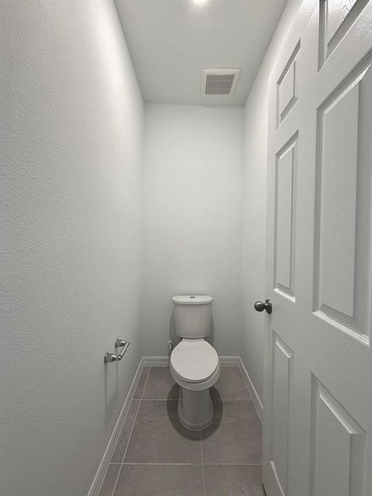 For Rent: $2,890 (5 beds, 3 baths, 2825 Square Feet)