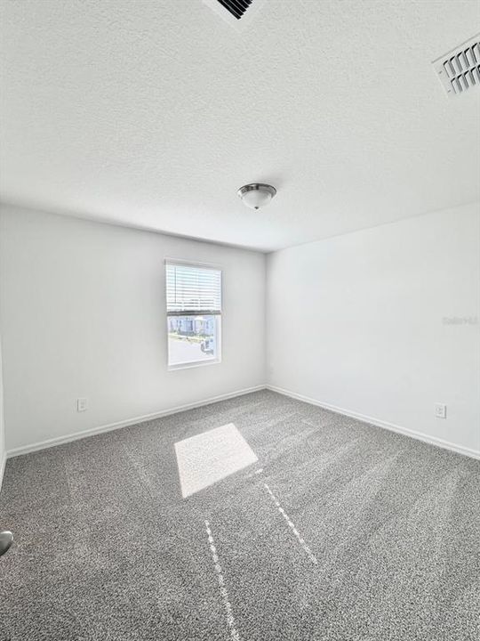 For Rent: $2,890 (5 beds, 3 baths, 2825 Square Feet)