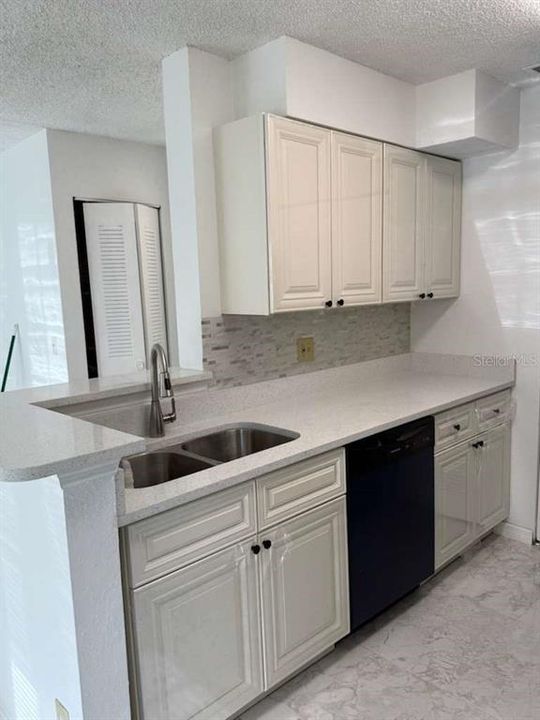 En Renta: $1,900 (2 camas, 2 baños, 934 Pies cuadrados)