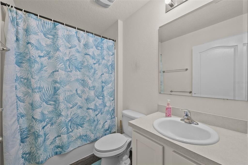 For Sale: $324,990 (3 beds, 2 baths, 1714 Square Feet)