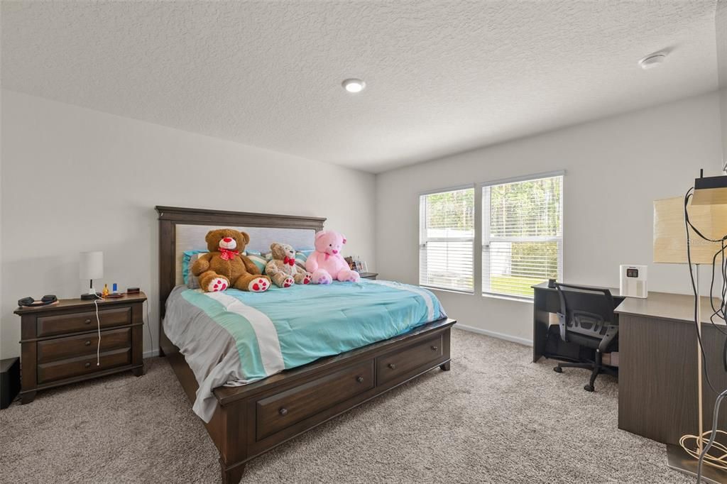 For Sale: $324,990 (3 beds, 2 baths, 1714 Square Feet)