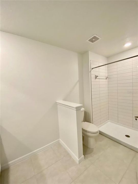 出租: $2,000 (3 贝兹, 2 浴室, 1666 平方英尺)