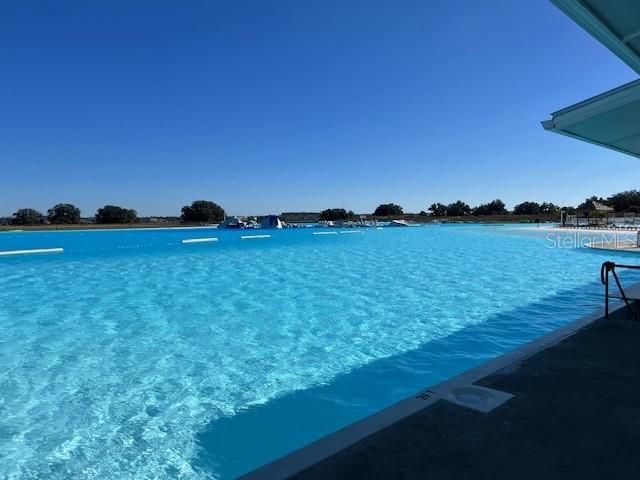 出租: $2,000 (3 贝兹, 2 浴室, 1666 平方英尺)