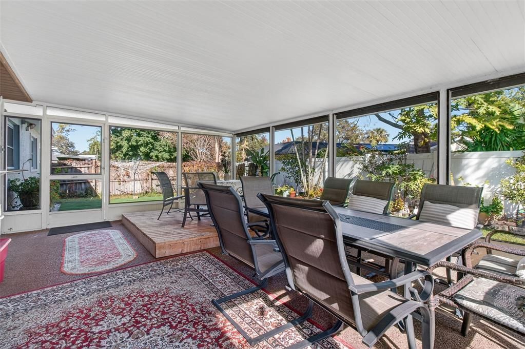 En Venta: $460,000 (3 camas, 2 baños, 1152 Pies cuadrados)