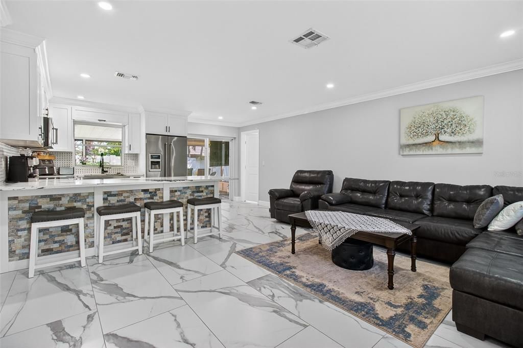 En Venta: $460,000 (3 camas, 2 baños, 1152 Pies cuadrados)