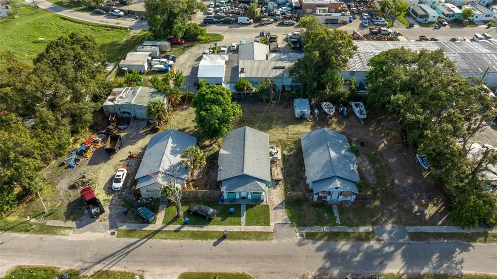 For Sale: $1,300,000 (4 beds, 2 baths, 31000 Square Feet)