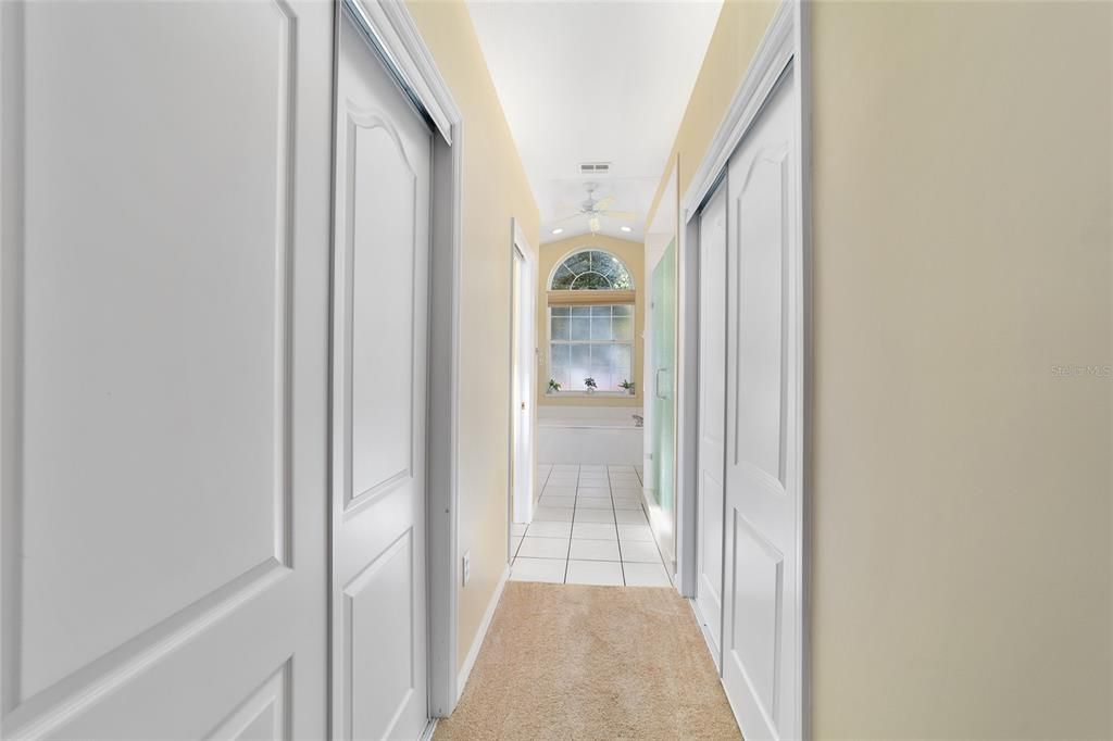 合同活跃: $429,000 (3 贝兹, 2 浴室, 2238 平方英尺)