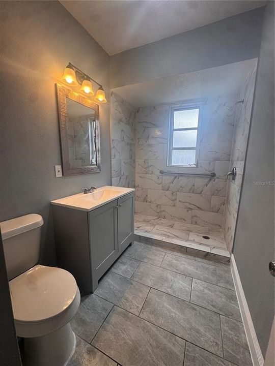 For Sale: $309,700 (4 beds, 2 baths, 1242 Square Feet)