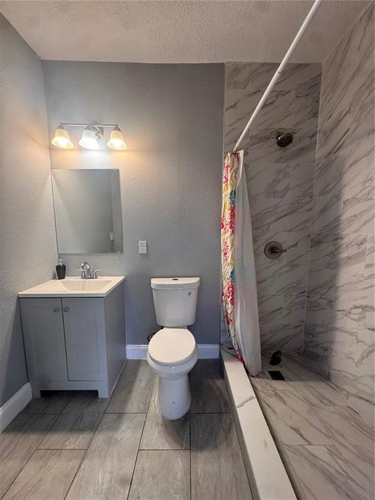 For Sale: $309,700 (4 beds, 2 baths, 1242 Square Feet)